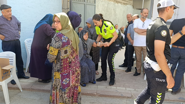 sehit polis mudurunun annesi hastaneye kaldirildi 19024798 6613 m