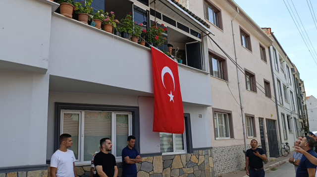 sehit polis mudurunun annesi hastaneye kaldirildi 19024798 7163 m