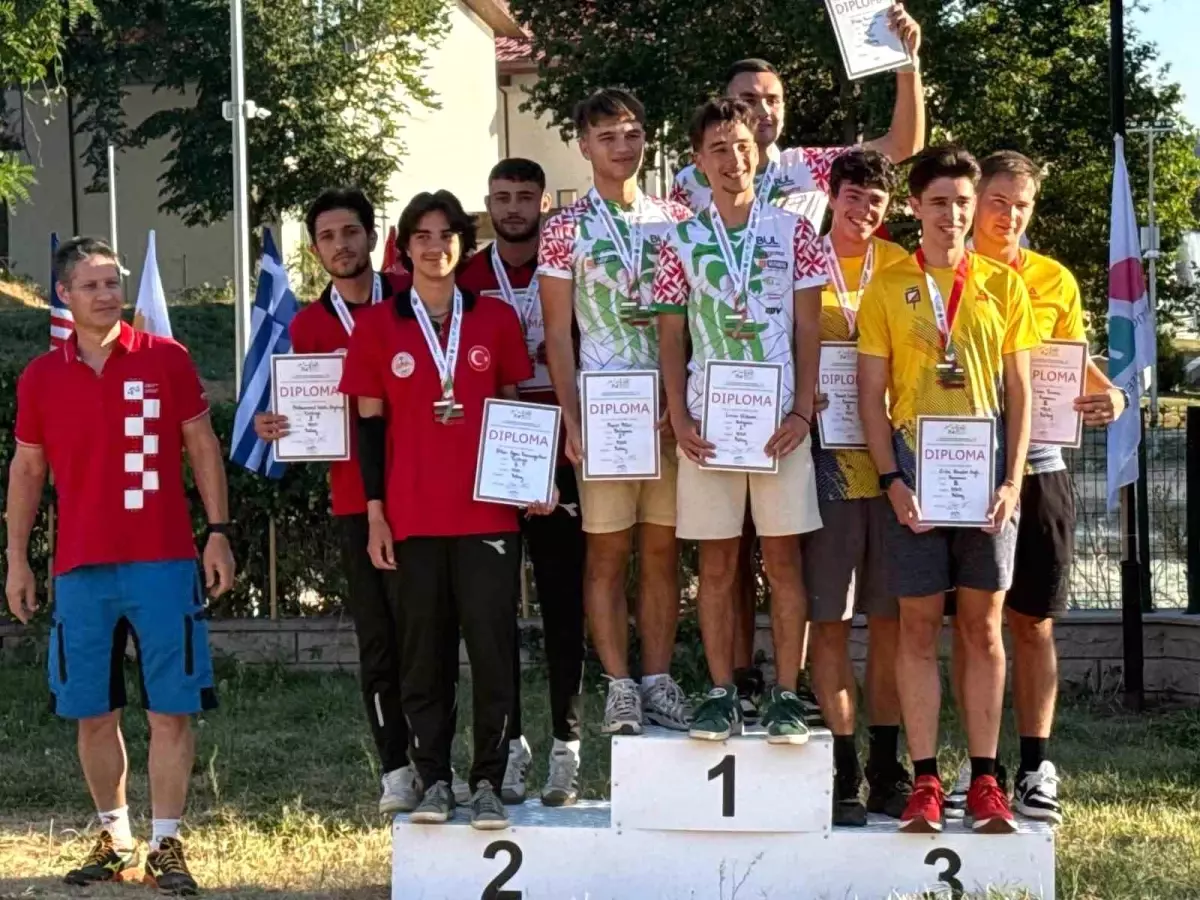 Düzceli Sporcular Güneydoğu Avrupa Oryantiring Şampiyonası'nda Başarı Elde Etti