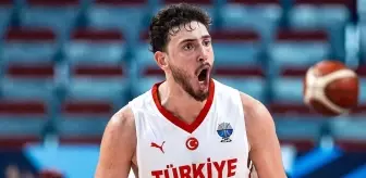 12 Dev Adam, Polonya'yı farklı geçerek yarı finale yükseldi
