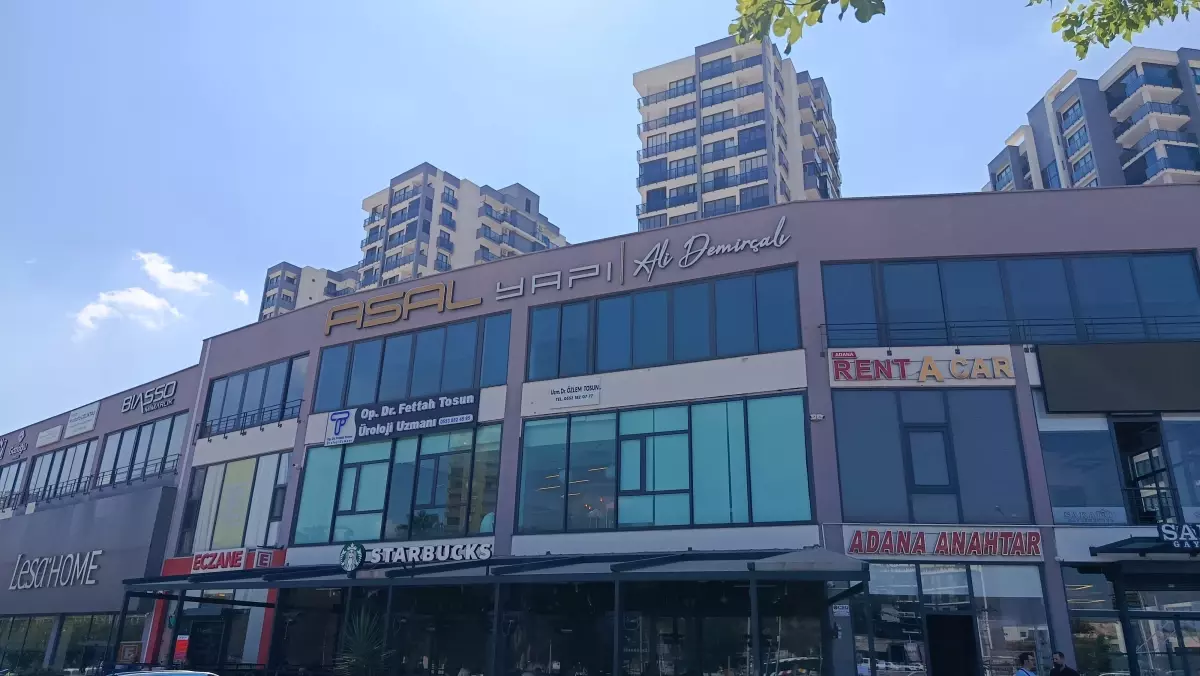 Yüreğir Belediye Başkanı'na Saldırı