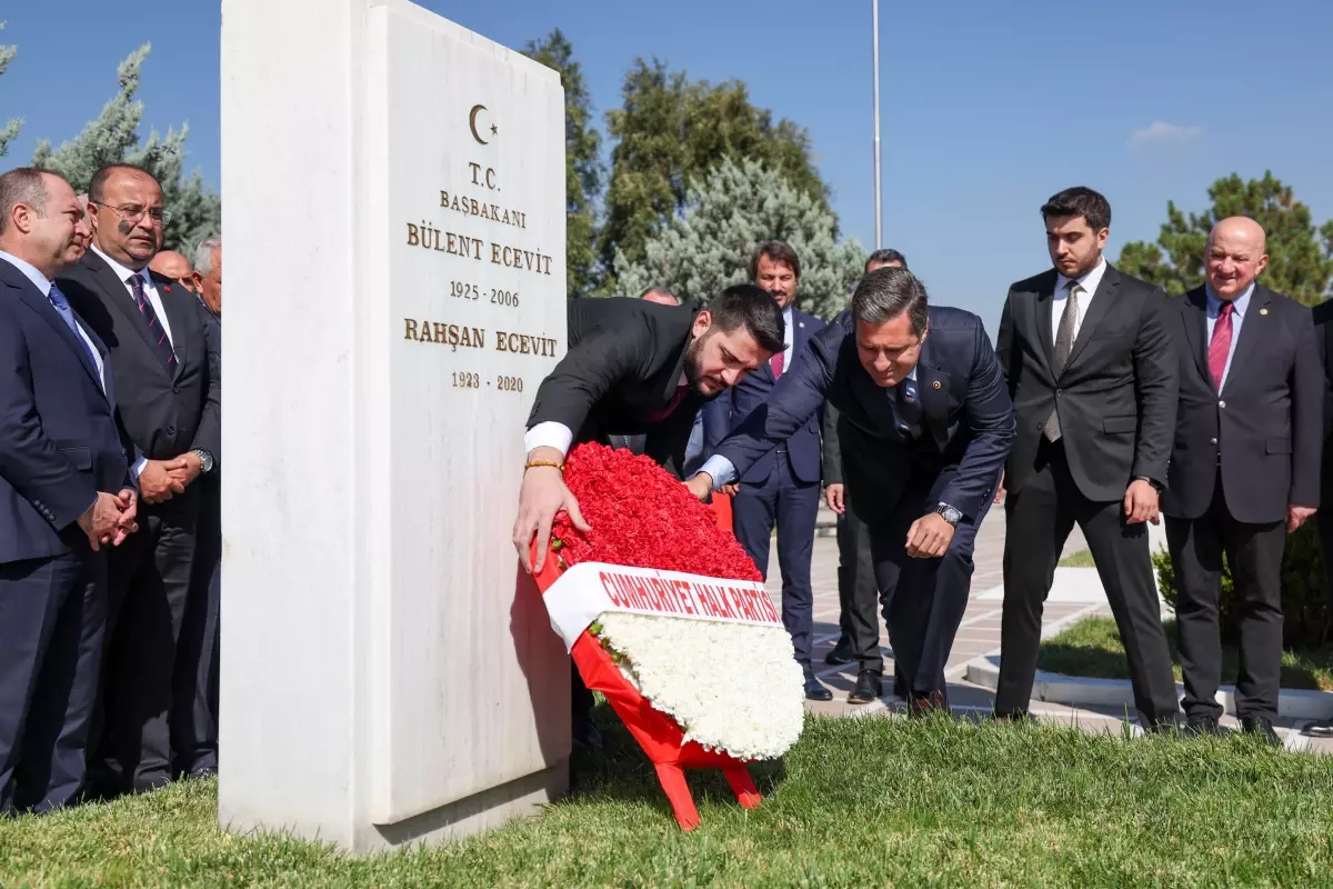 CHP, 102. Kuruluş Yıl Dönümünde Eski Genel Başkanlarını Andı
