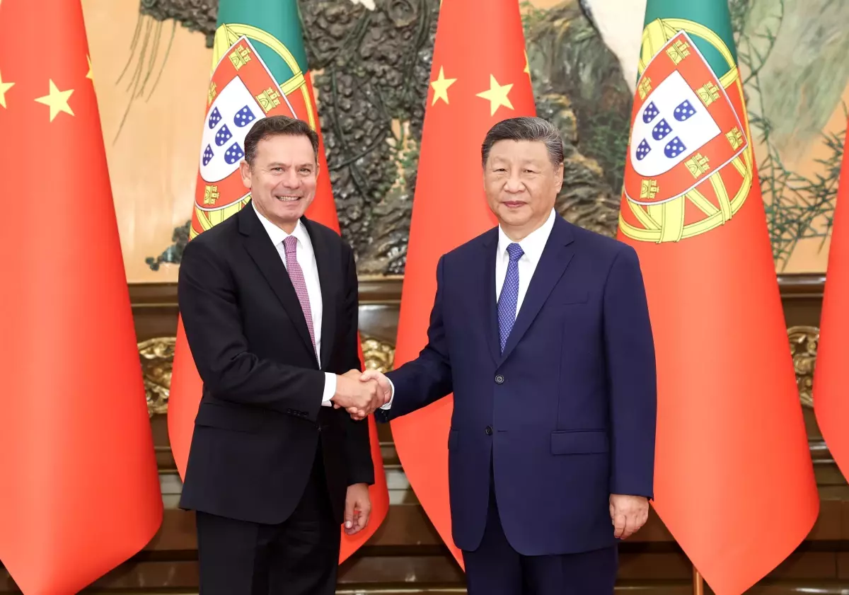 Xi Jinping, Portekiz Başbakanı ile Görüştü
