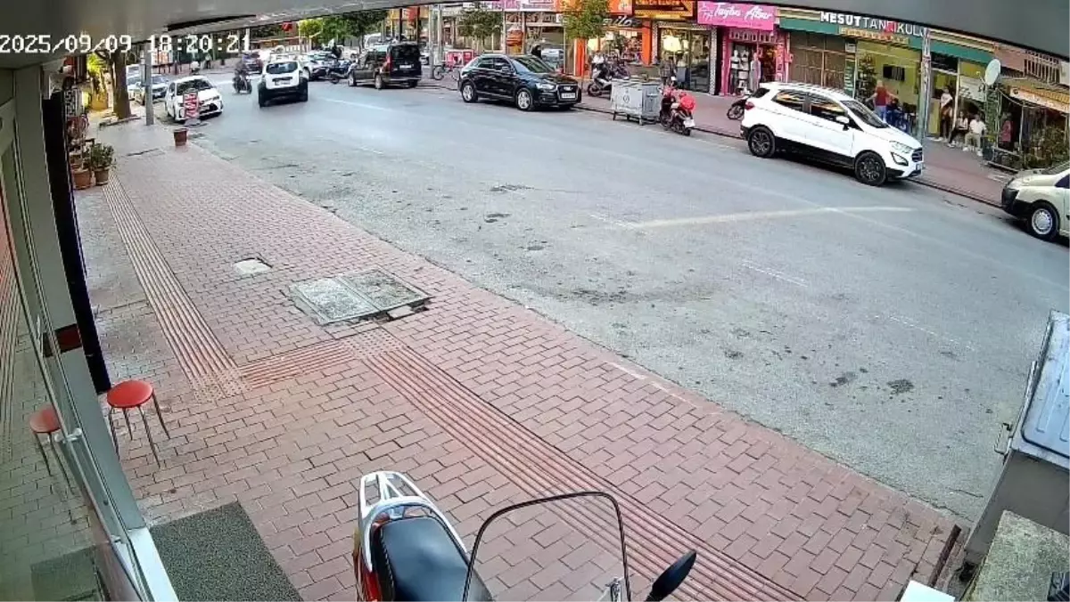 Bursa'da Motosiklet Kazası: Sürücü Ağır Yaralandı