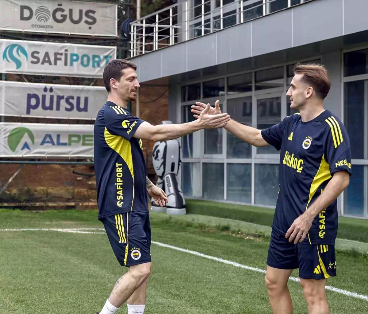 Fenerbahçe Trabzonspor Maçı Hazırlıklarına Devam Ediyor
