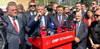 Özel Taksim'e çelenk bıraktı, Gürsel Tekin törene katılmadı