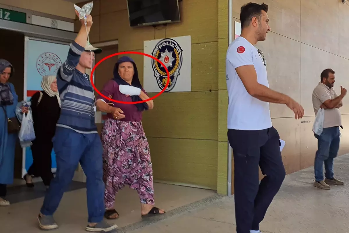 Salça yapan kadın ölümle burun buruna geldi! 4 parmağı koptu