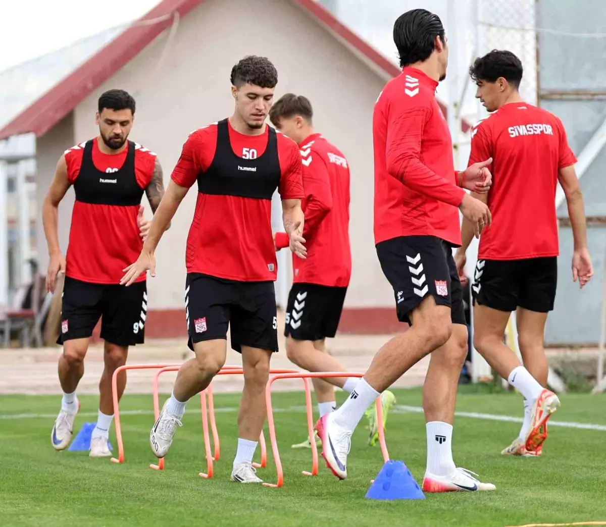 Özbelsan Sivasspor, Sarıyer Maçı Hazırlıklarına Devam Ediyor