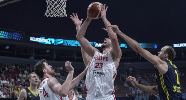 Türkiye Polonya basketbol CANLI izle! Türkiye Polonya maçı hangi kanalda, nasıl izlenir?