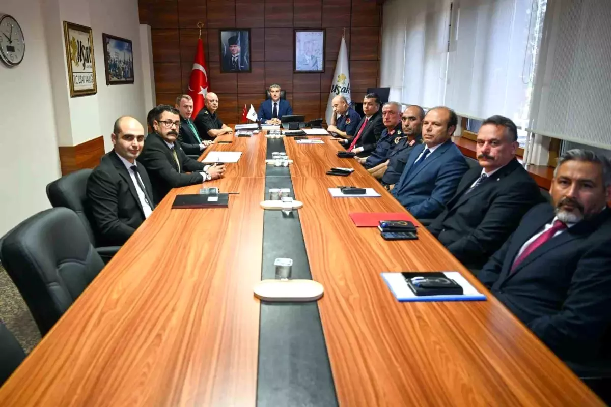 Uşak'ta İl Güvenlik ve Asayiş Koordinasyon Toplantısı Yapıldı