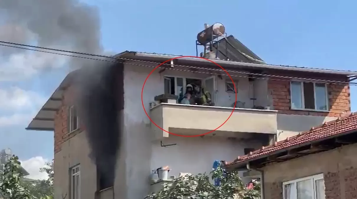 İznik'te Yangında Mahsur Kalan Kadın Kurtarıldı