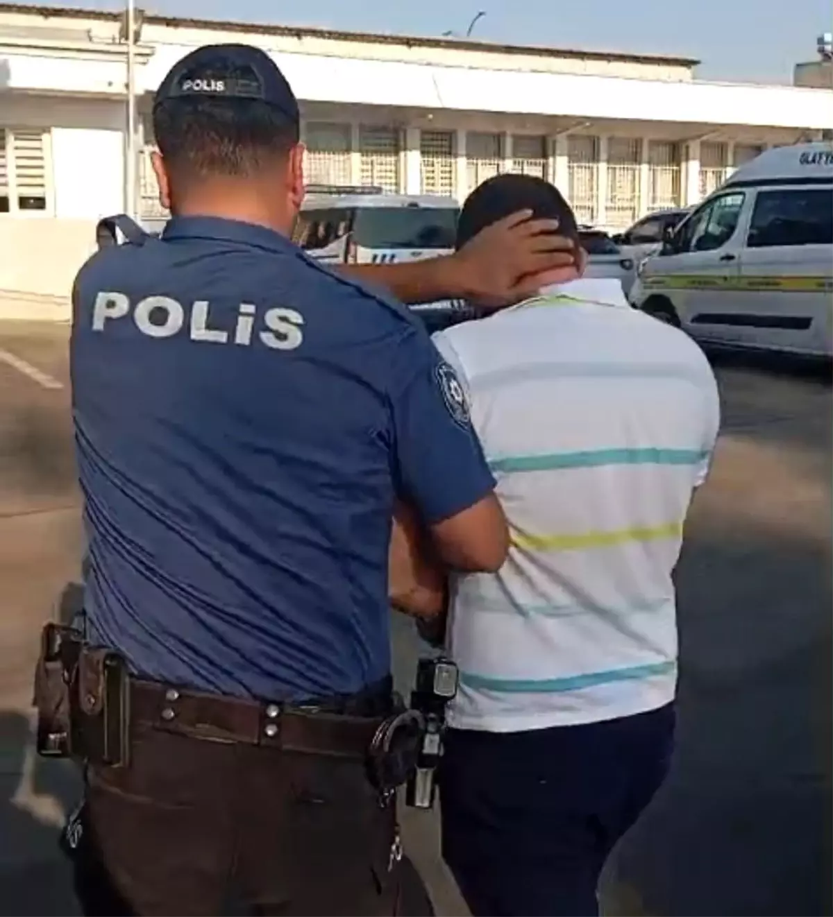 Adana'da Hükümlüler Yakalandı