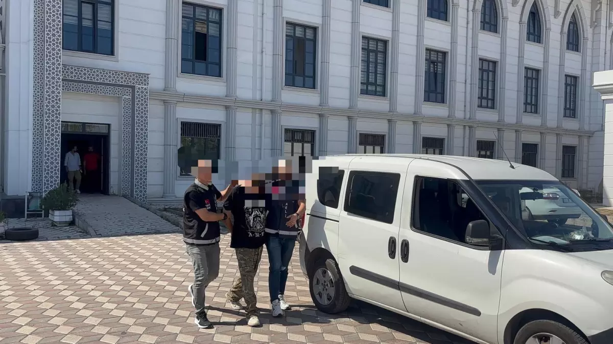 Anne ve kardeşini öldüren 16 yaşındaki şüpheli tutuklandı (5)