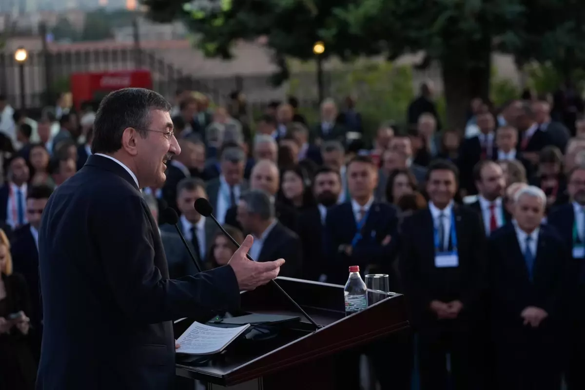 Cumhurbaşkanı Yardımcısı Yılmaz: Enflasyonda Kesintisiz Azalma Bekleniyor