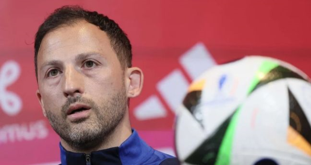 Domenico Tedesco çalıştırdığı takımlar neler? Domenico Tedesco oyun tarzı, başarıları ve kariyeri