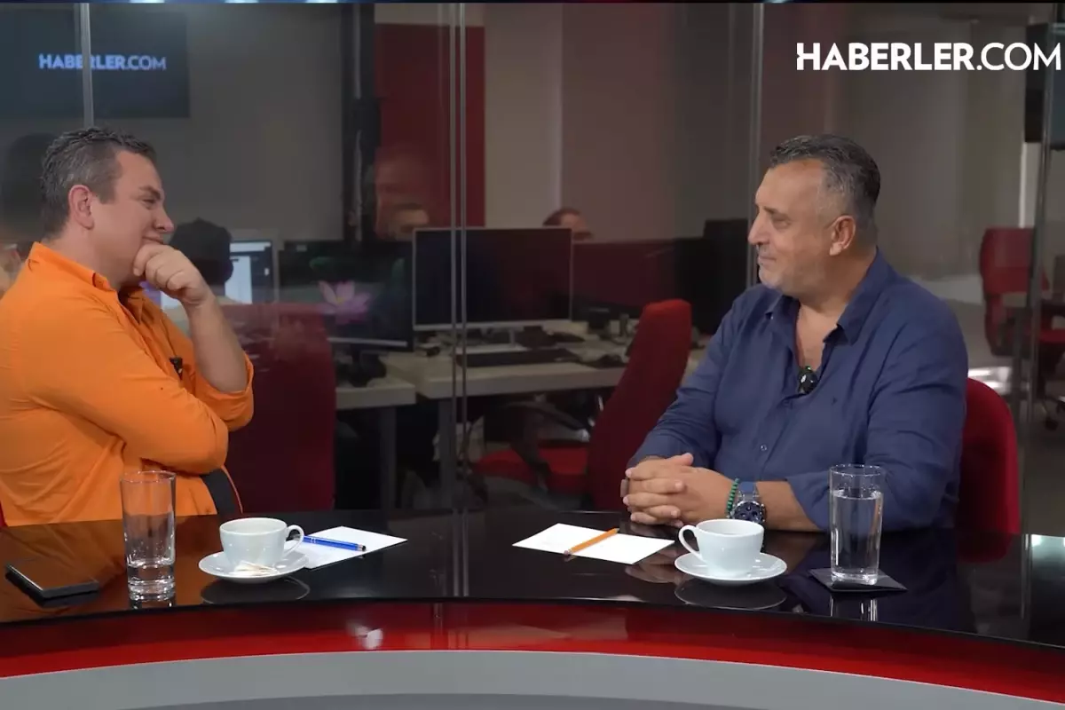 Gazeteci Hakan Solaker, kızı Aleyna Solaker'i gururla anlattı
