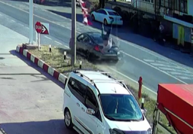goruntu turkiye den daha once izlediginiz kaza 19032701 2338 m