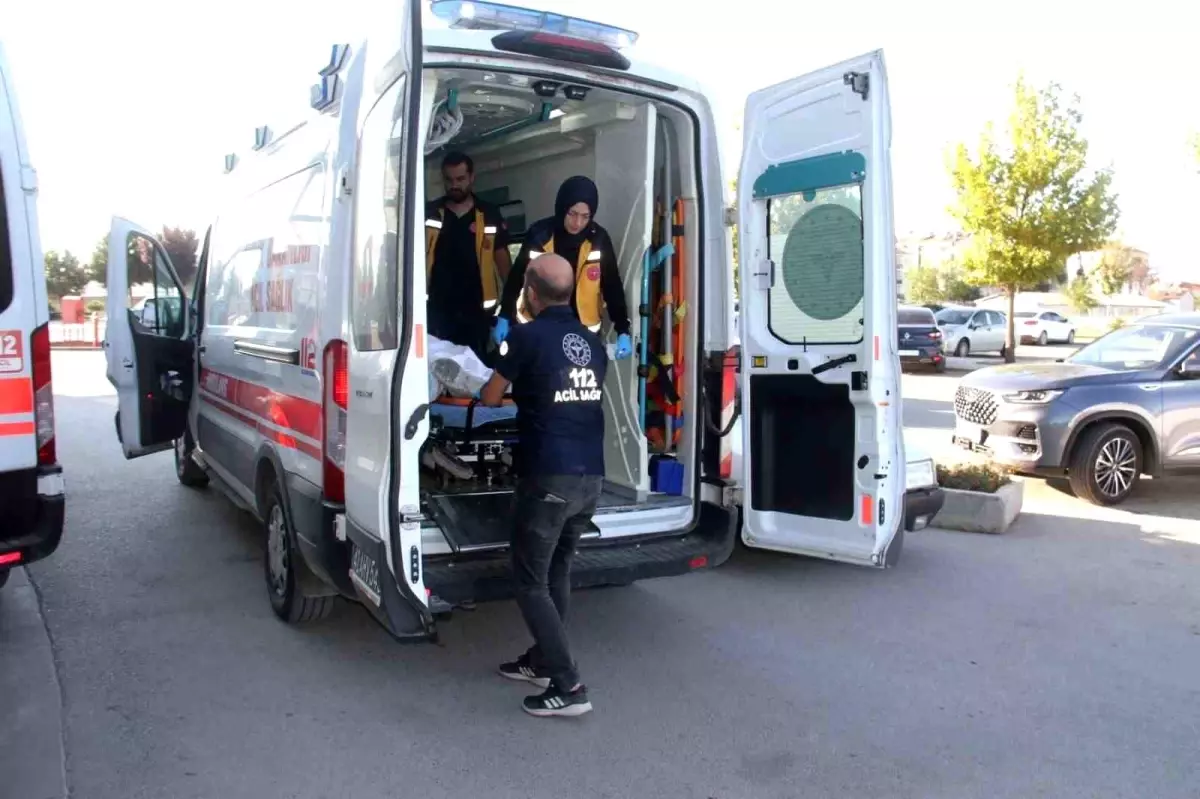 Beyşehir'de İnşaatta Asansör Boşluğuna Düşen İşçi Yaralandı