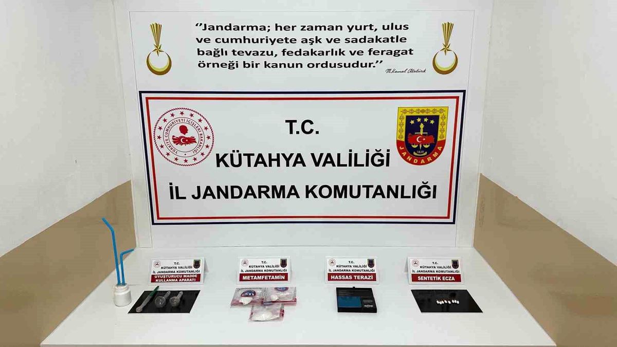Kütahya'da Uyuşturucu Operasyonu: 4 Gözaltı