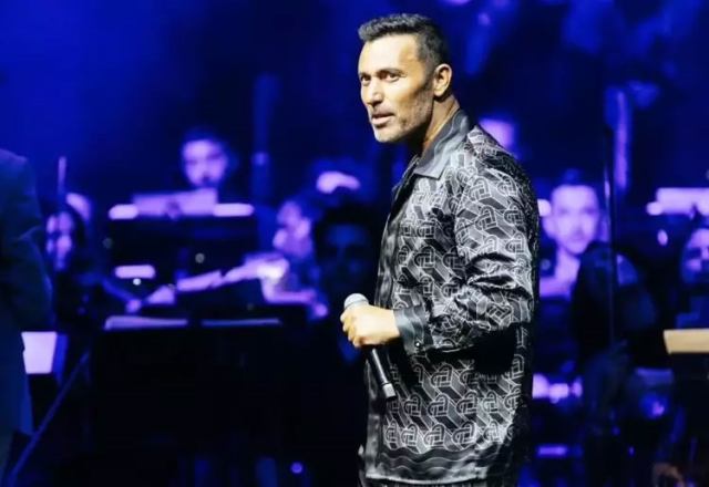 mustafa sandal dan konserde reji calisina skandal 19034165 9621 m