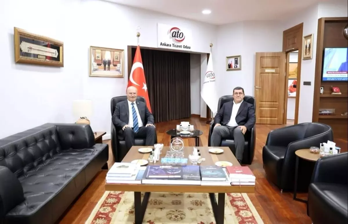 Kayserispor Başkanı Nurettin Açıkalın, ATO Başkanı Gürsel Baran'ı Ziyaret Etti
