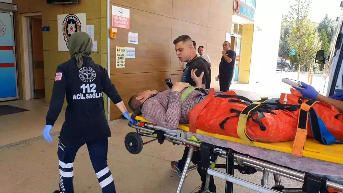 İnegöl'de Mobilya İmalathanesinde İş Kazası: Bir İşçi Yaralandı