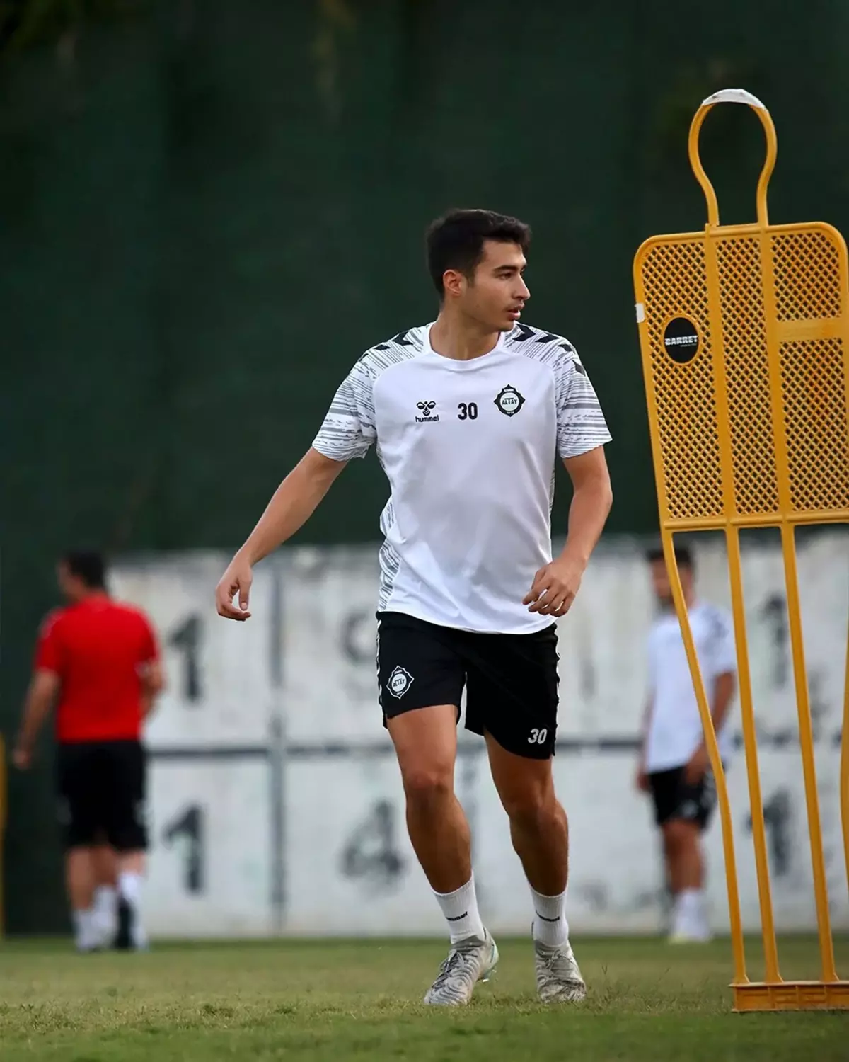 Altay'da Genç Stoper Yunus Efe Transfer Süreci
