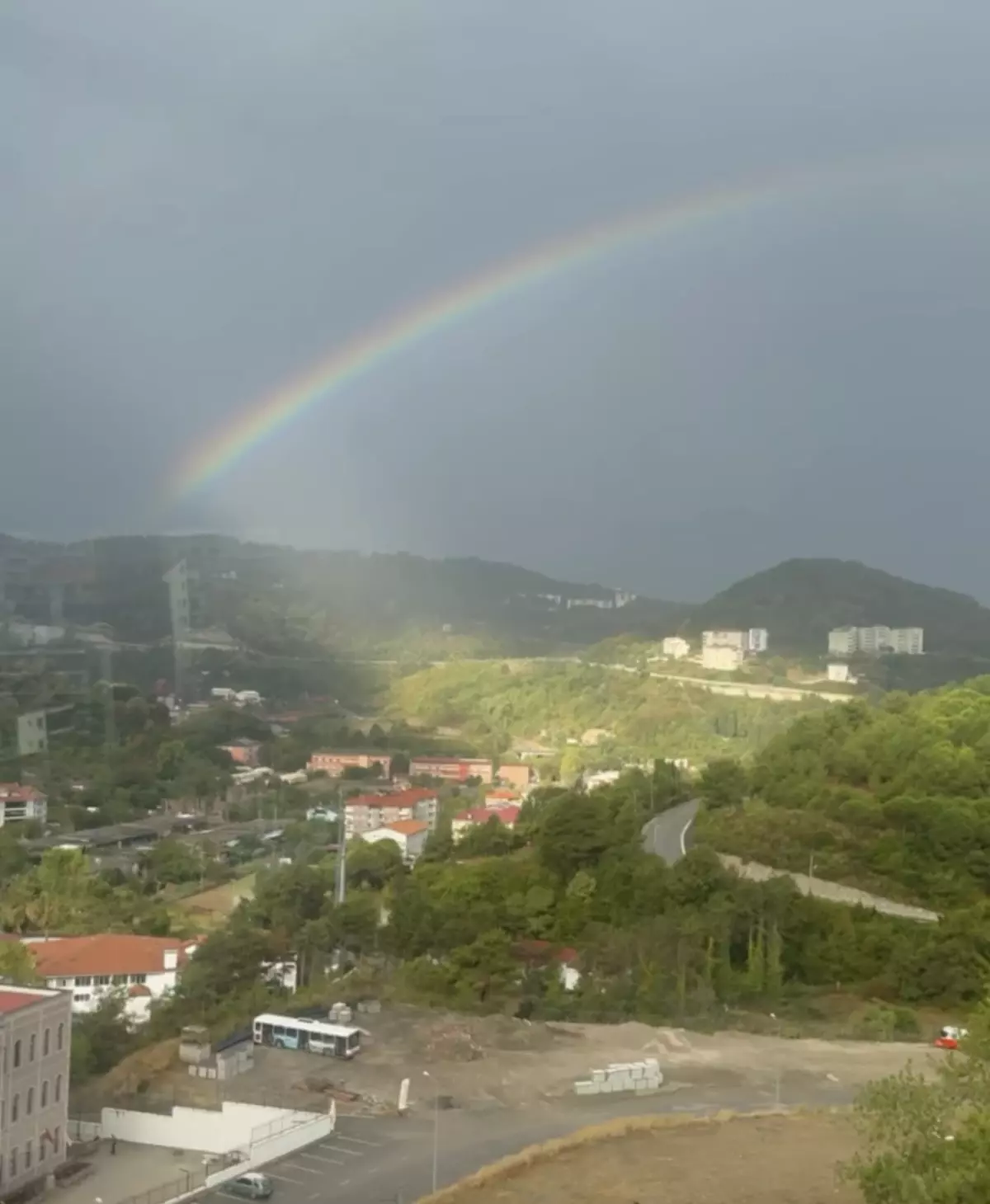 Amasra'da Yağmurun Ardından Gökkuşağı Görüntülendi
