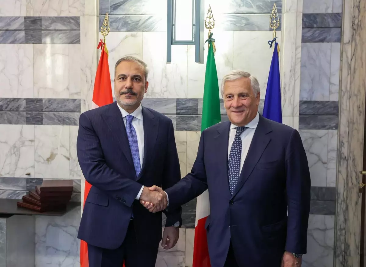 Dışişleri Bakanı Hakan Fidan, İtalya'da Antonio Tajani ile Görüştü