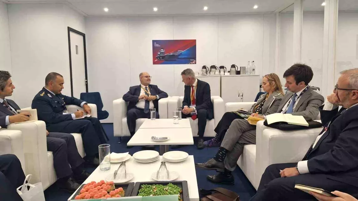 Milli Savunma Bakan Yardımcısı Londra'da Savunma Sanayi Görüşmeleri Gerçekleştirdi