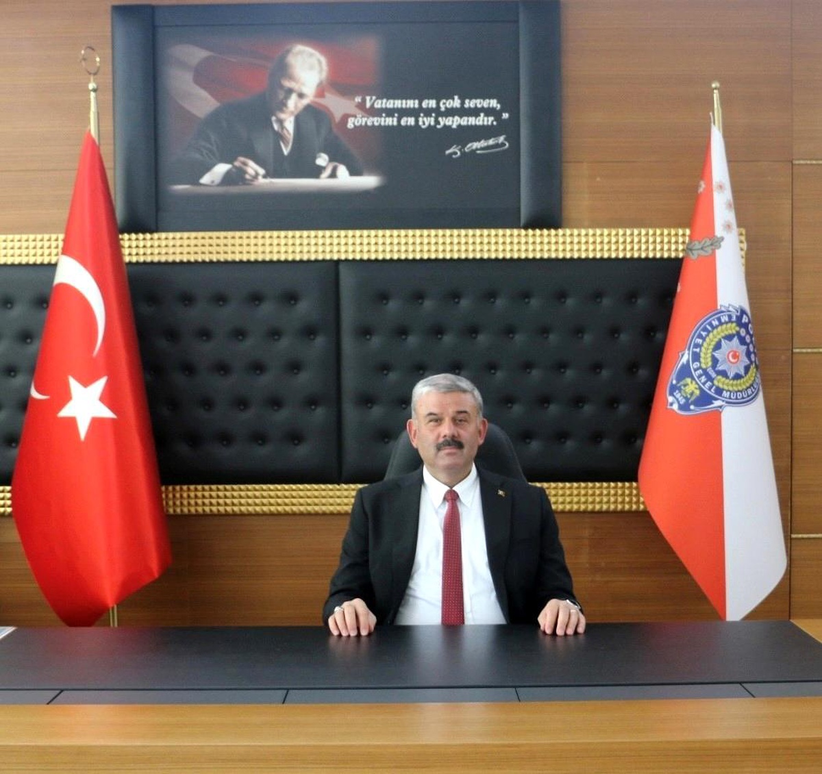 Bitlis Emniyet Müdürlüğü'nde görev değişimi