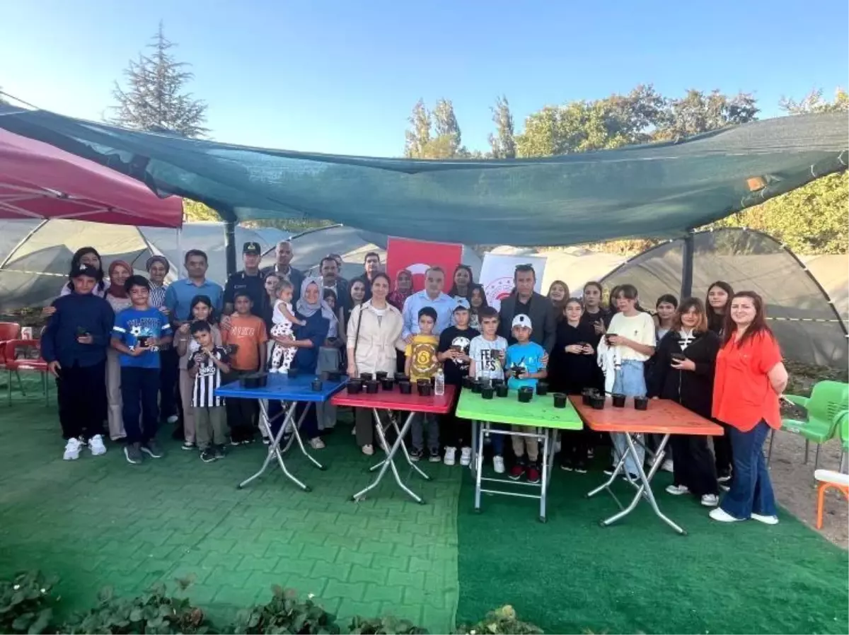 Bozüyük'te Sevgi Evi Öğrencilerinden Fide Dikimi Etkinliği