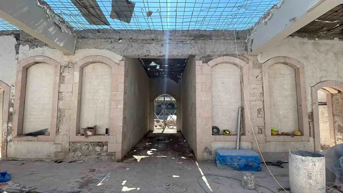Osmaniye'nin Tarihi 7 Ocak İlkokulu'nun Restorasyonu Devam Ediyor