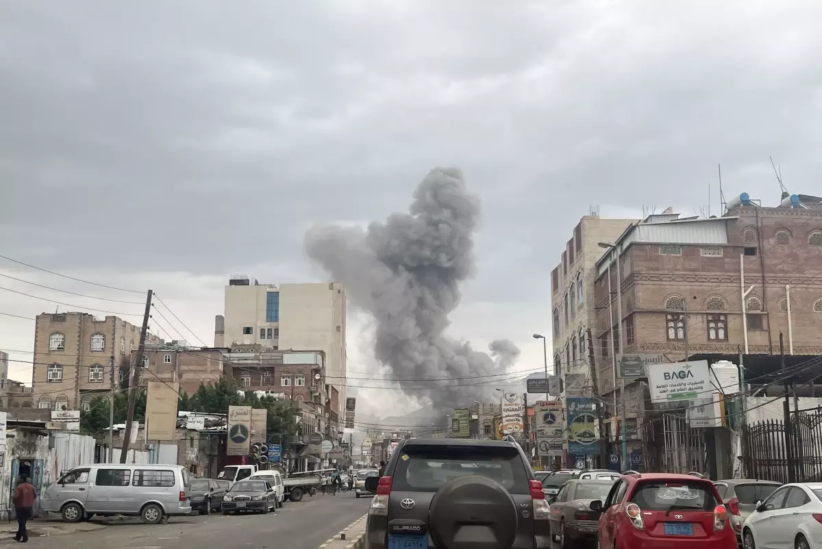 İsrail'in Yemen'e Düzenlediği Hava Saldırısında 35 Ölü