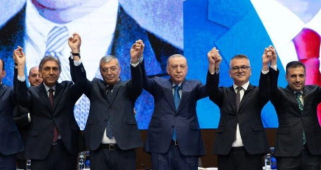 Mesut Mertcan kimdir? AK Parti'ye yeni katılan belediye başkanı Mesut Mertcan kaç yaşında, nereli? Mesut Mertcan kimdir? AK Parti'ye yeni katılan belediye başkanı Mesut Mertcan kaç yaşında, nereli?