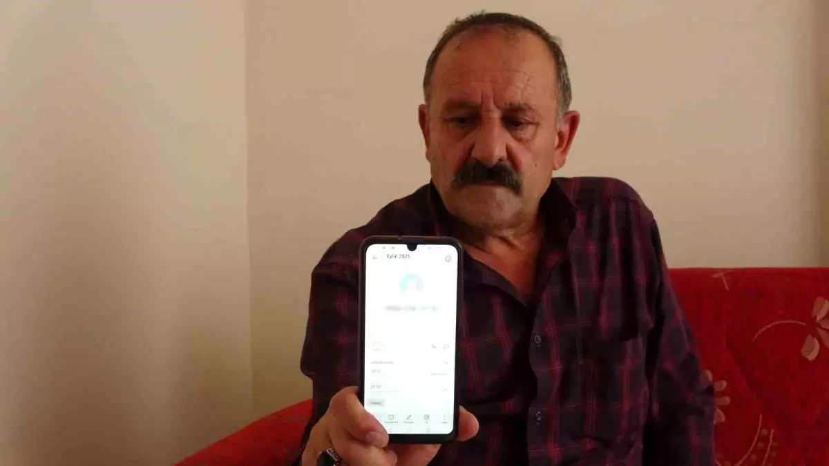 Halk Ozanı Çoban Dolandırıldı: 600 Bin Lira Kaptırdı