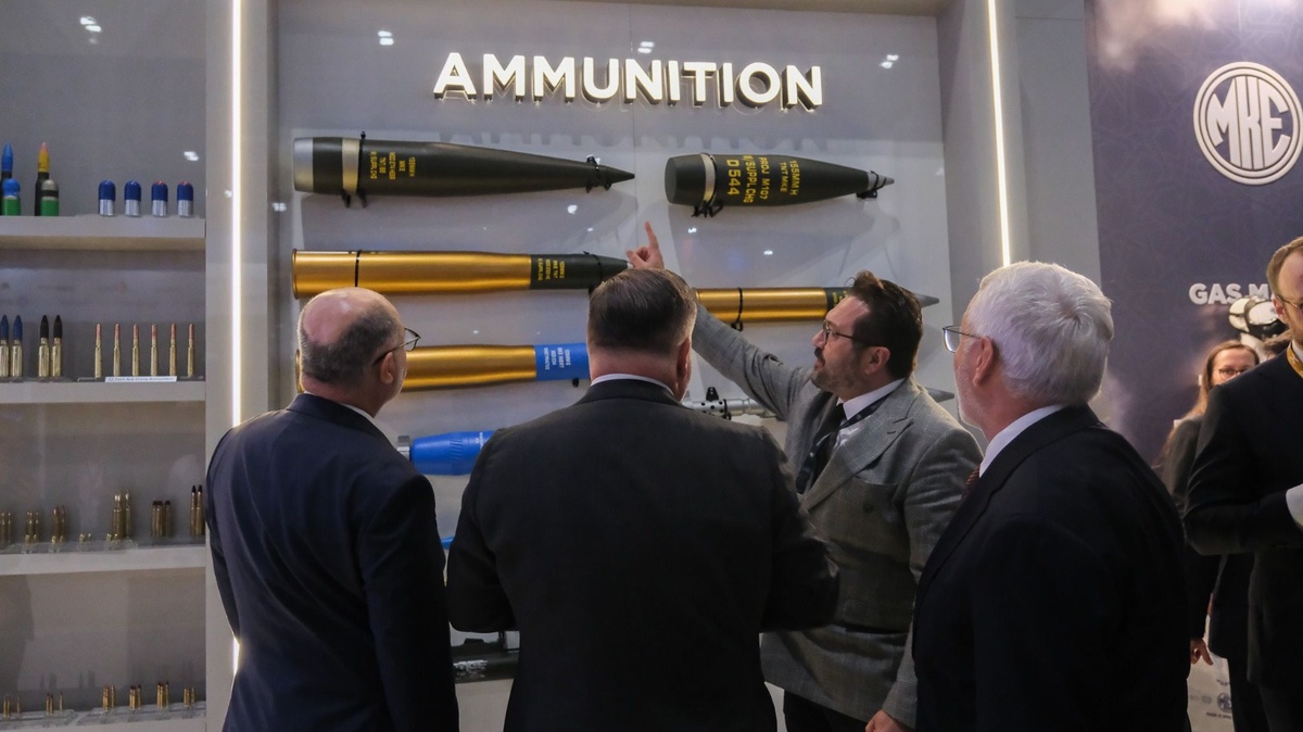 Milli Savunma Bakan Yardımcısı Kavaklıoğlu Londra'da DSEI 2025 Fuarında