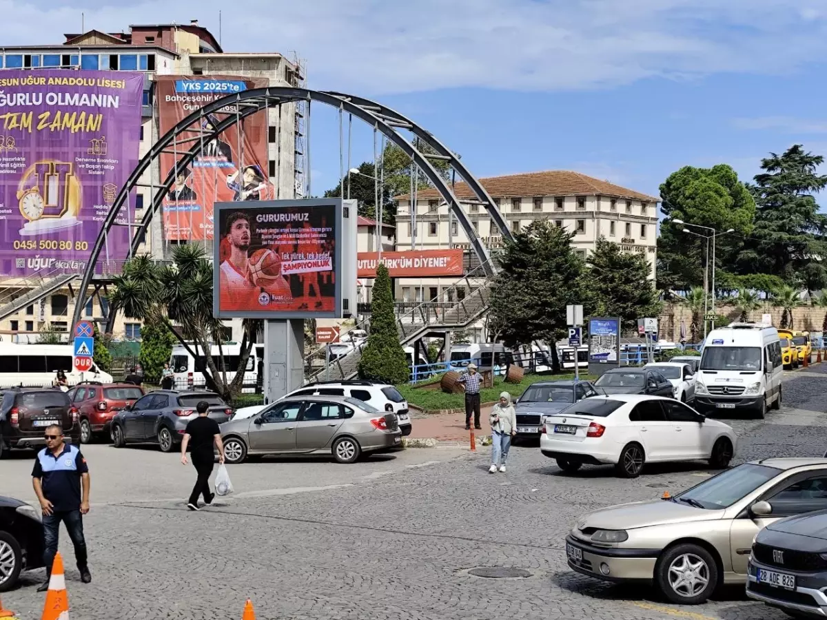 Giresun'dan Alperen Şengün ve Millilere Destek