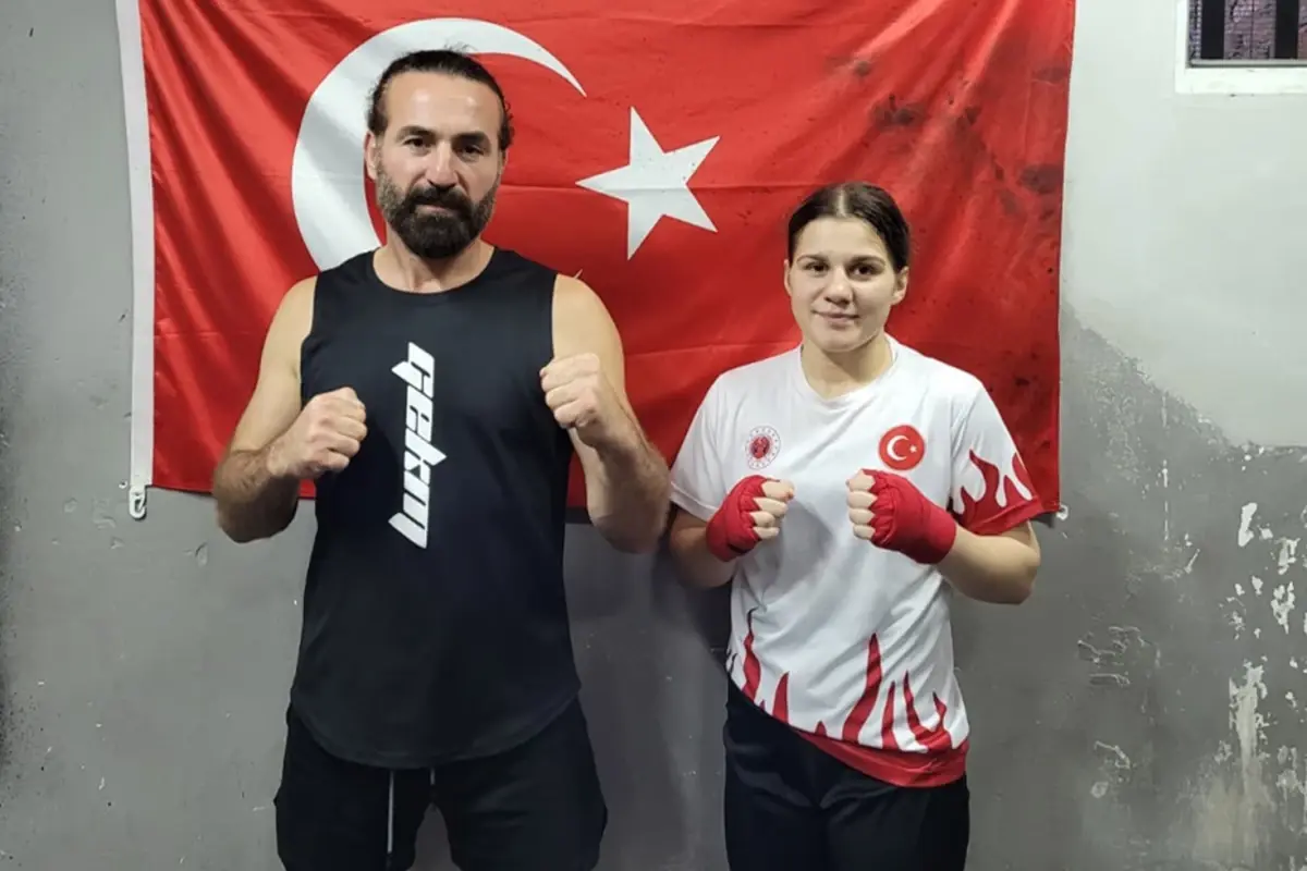 Yoldan geçerken denk geldiği spor salonu hayatını değiştirdi