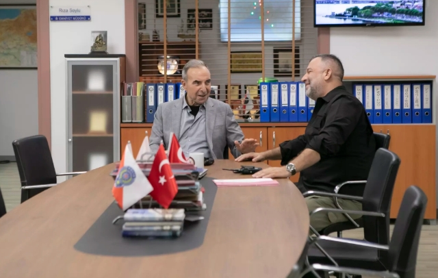 Arka Sokaklar CANLI izleme linki var mı? Arka Sokaklar CANLI izleme linki var mı?