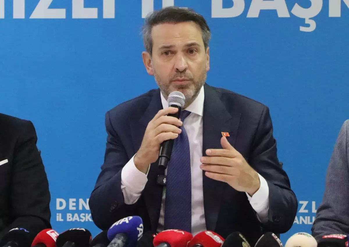Bakan Bayraktar, Denizli'de AK Parti Teşkilatı ile Buluştu