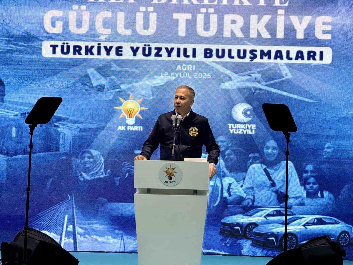 Bakan Yerlikaya: 'Demokrasi sokakta değil, sandıkta güçlenir'