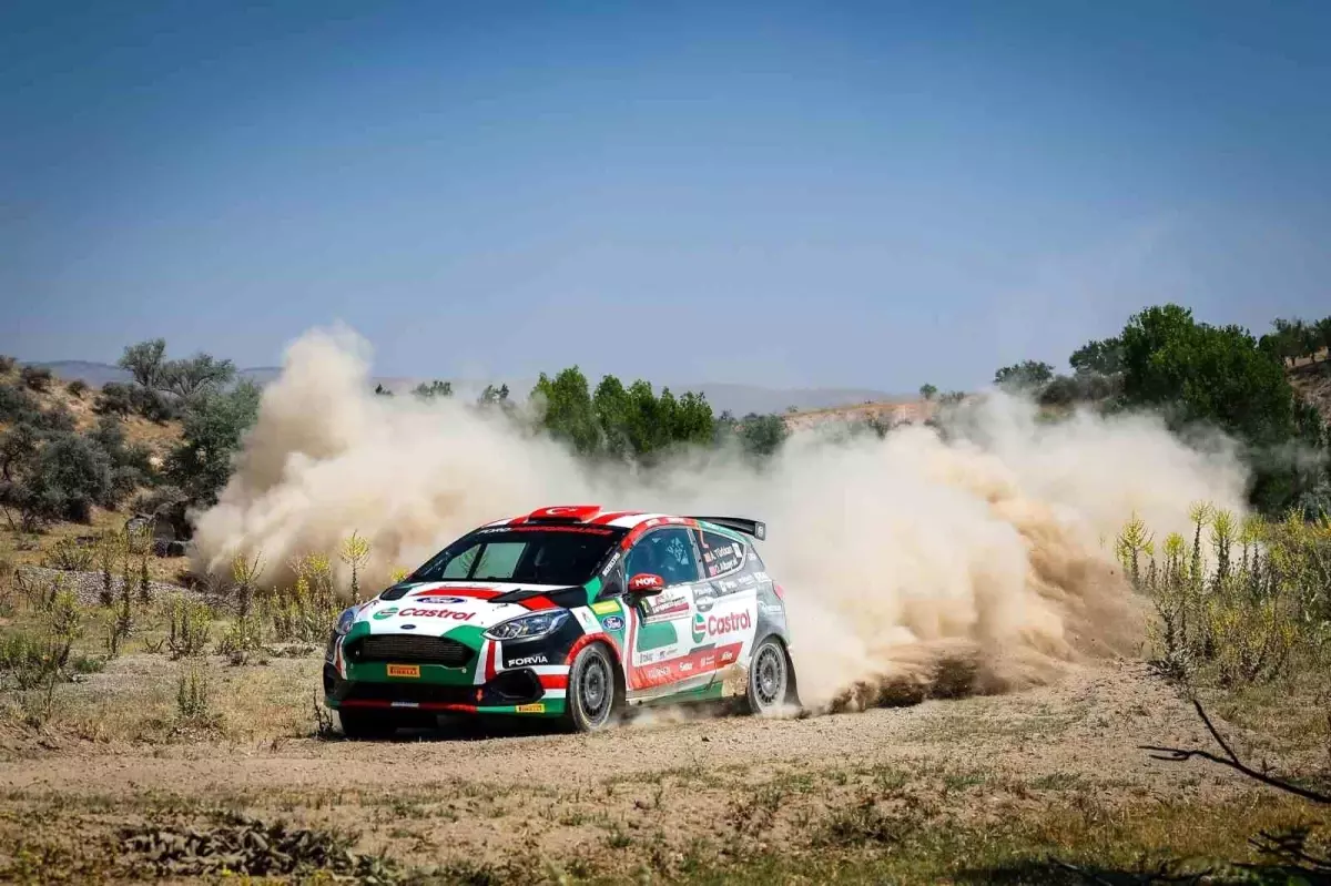 Castrol Ford Team Türkiye, Eskişehir ESOK Rallisi'nde İki Ekip ile Yarışacak