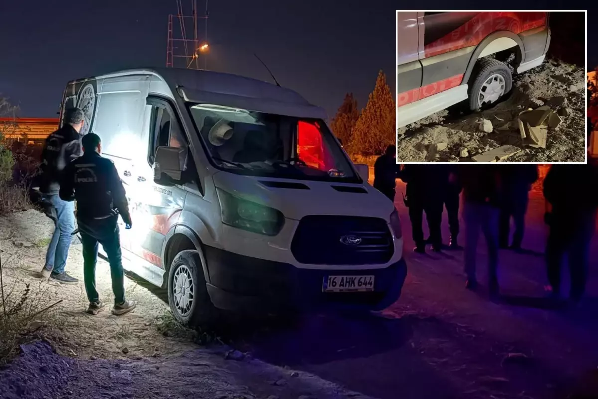 Çukura düşen aracını çıkarmaya çalışırken başına saçma isabet etti