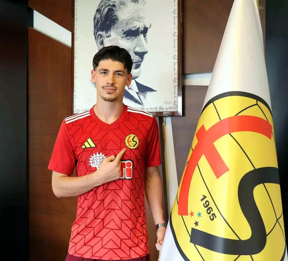 Eskişehirspor, Eren Alıntaş ile Anlaştı