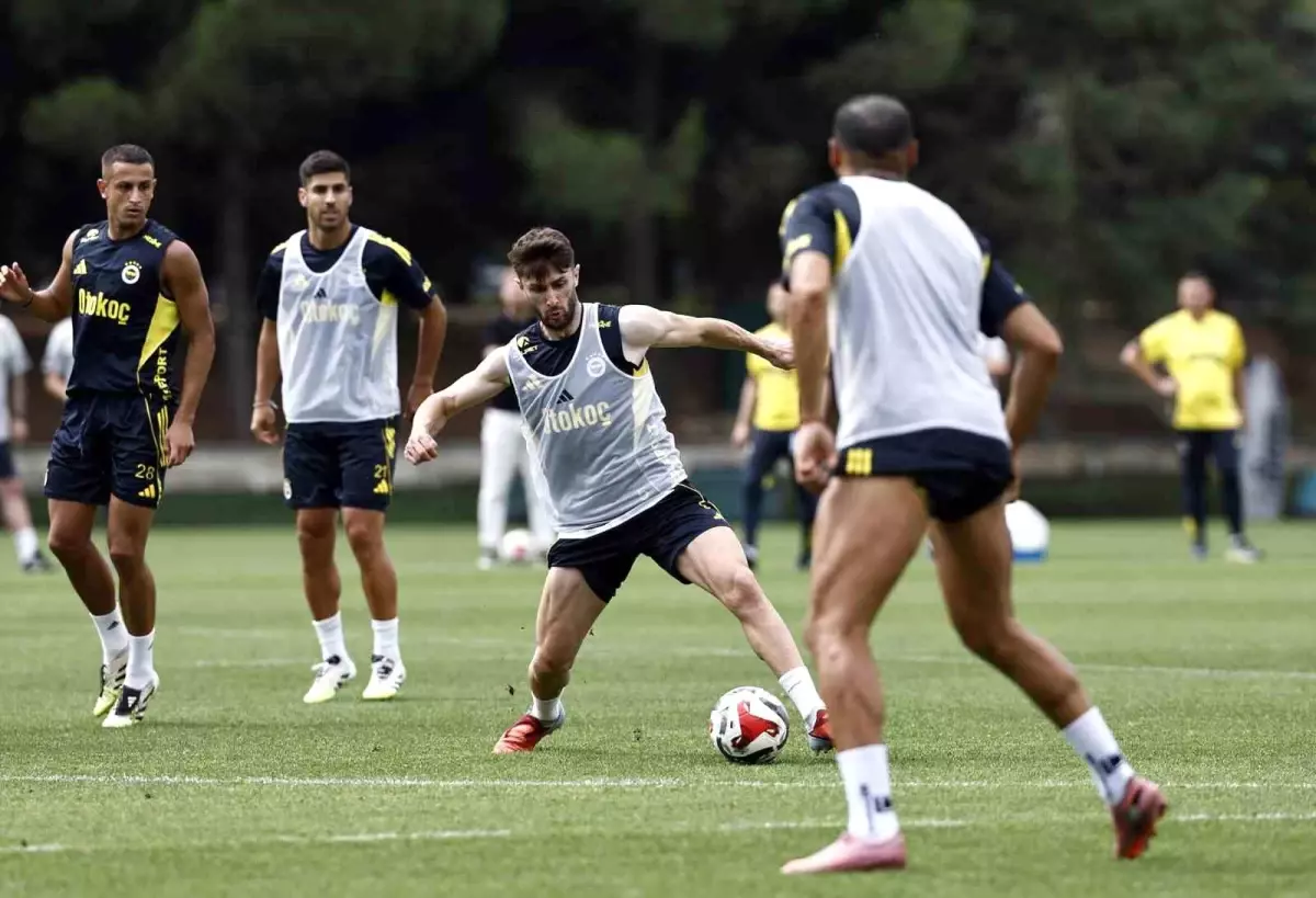 Fenerbahçe, Trabzonspor Maçı İçin Antrenmanlarına Devam Ediyor