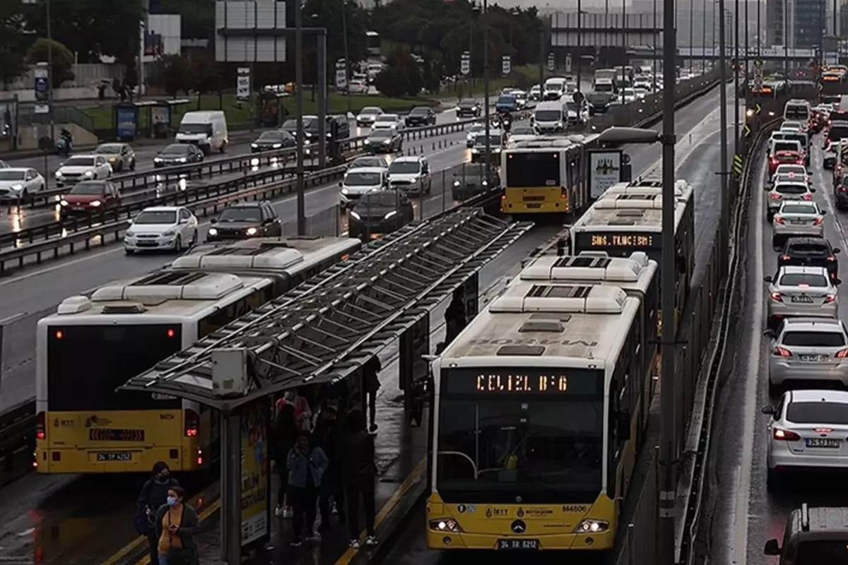 İstanbul'da toplu taşımaya dev zam! İşte yeni fiyat tarifesi