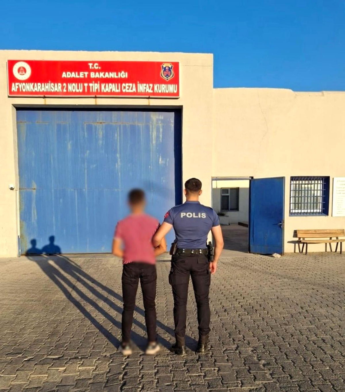 Aranan Şahıs Afyonkarahisar'da Yakalandı