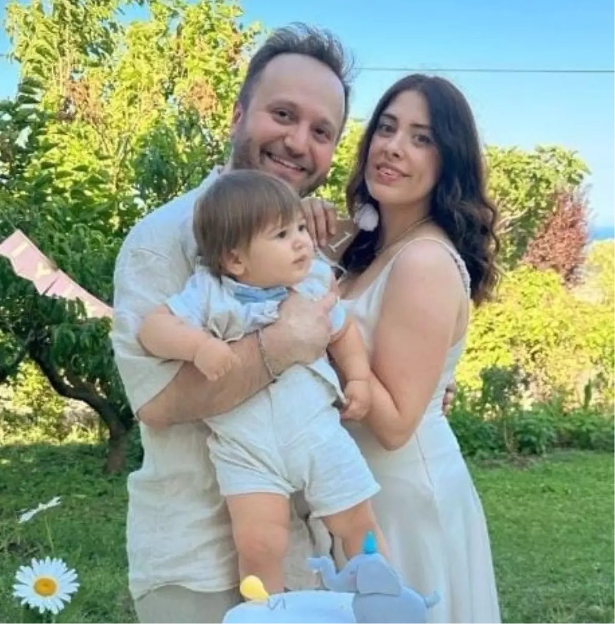 Samsun'da Trafik Kazası: Anne ve Oğlu Öldü, Baba Kurtarıldı