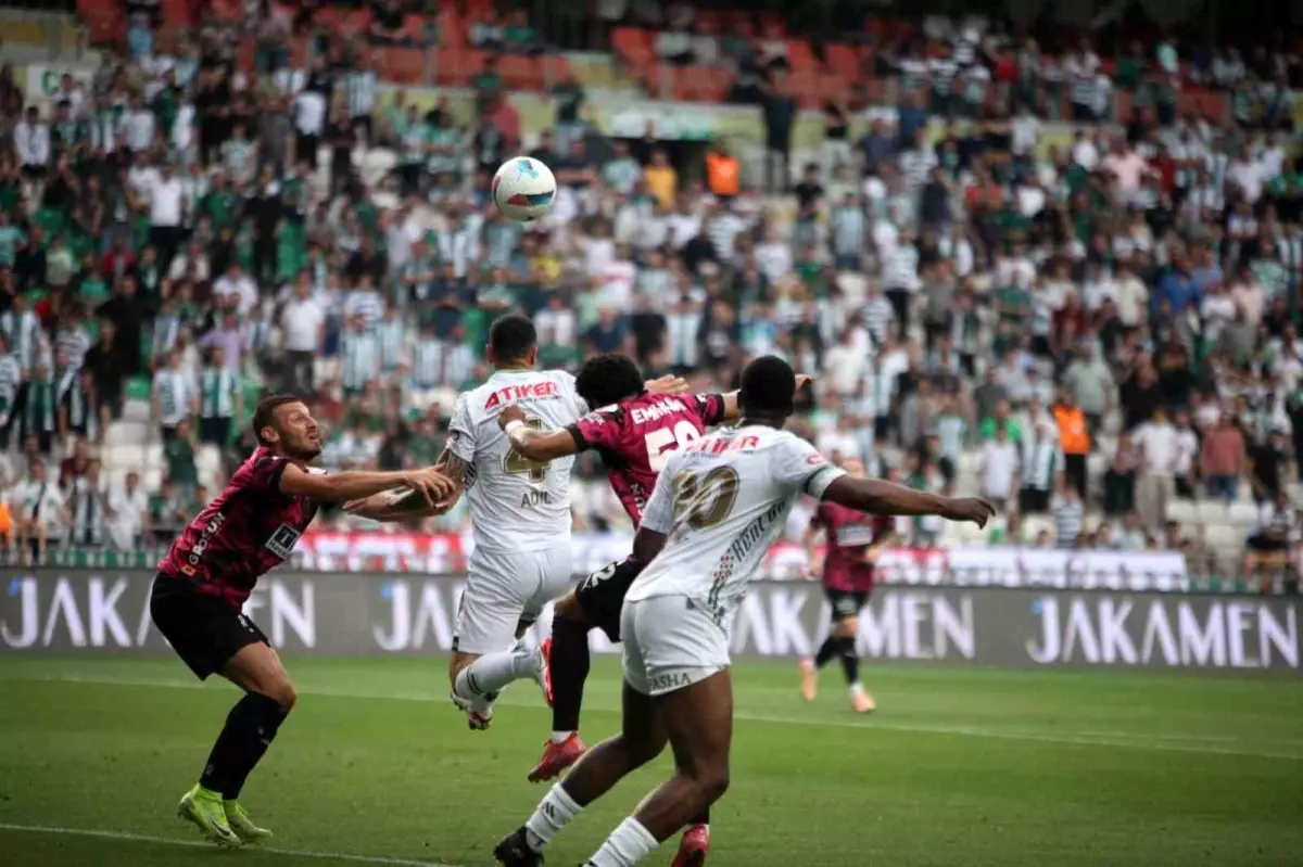 Konyaspor ve Alanyaspor Süper Lig'de 19. Randevularına Çıkacak